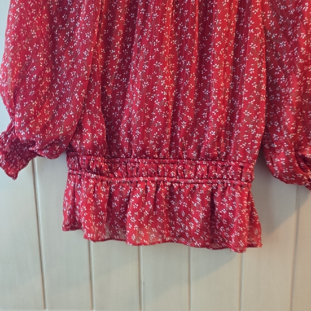 Lush Red Floral Blouse - Picture 4 of 6